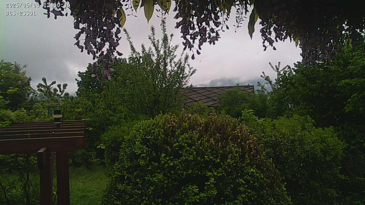 immagine della webcam nei dintorni di Bagnolo Piemonte: webcam Angrogna